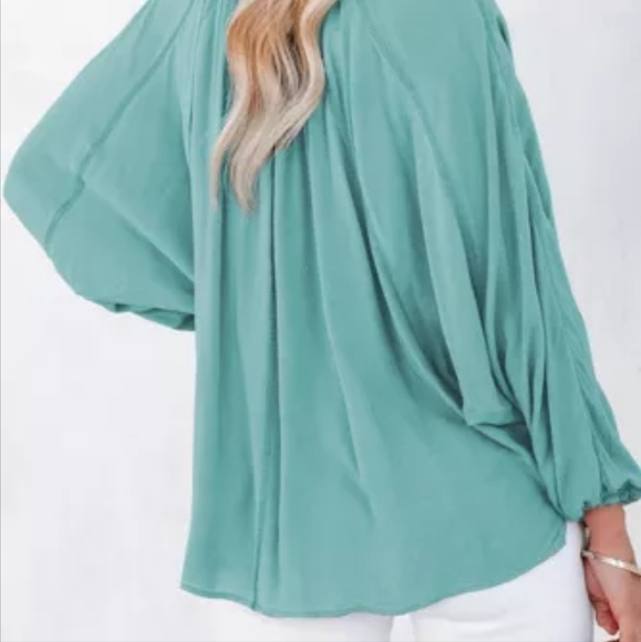 1 med left 💜New Split neck dolman top - Picture 4 of 16